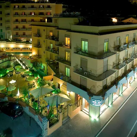 Hotel Ascot Sorrento-3