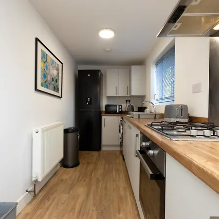 K Suites - Hucknall Lane-3