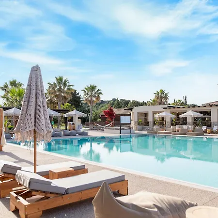 Achilleas Beach Hotel Adults Only-3