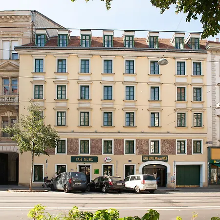 Suite Hotel 900M Zur Oper-3