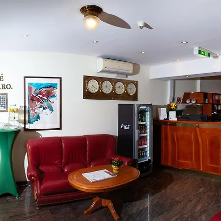 Suite Hotel 900M Zur Oper-2