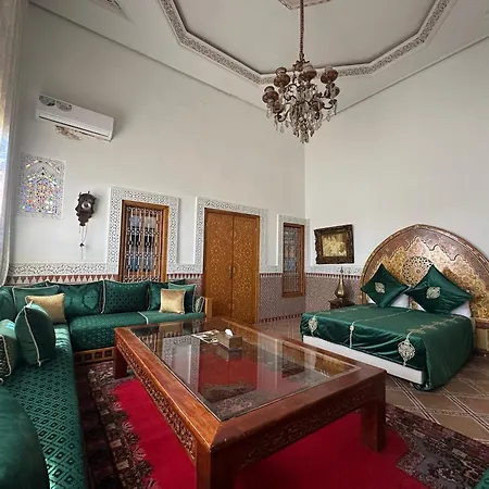 Riad Damia Suite & Spa-3