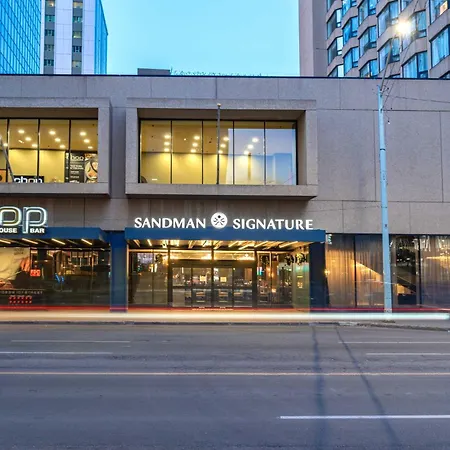 Sandman Signature Edmonton Downtown Hotel-2