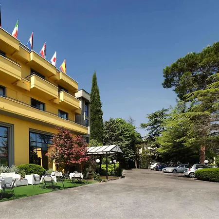 Hotel Cristallo di La Rosetta Srl-3