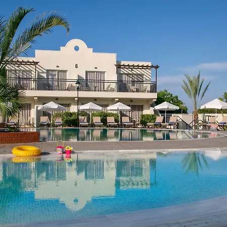 Louis Paphos Breeze-3