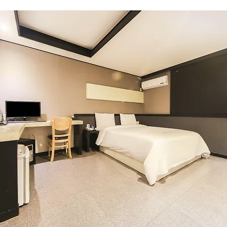 Elysee Hotel-2