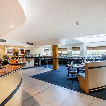Road Lodge N1 City-2