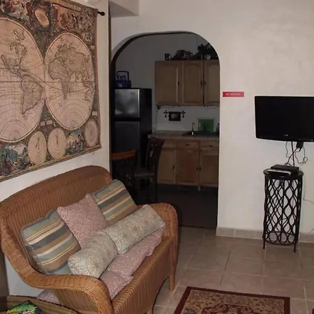 Casa De Tortuga Guesthouse-3