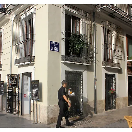 Hi Valencia Boutique-3