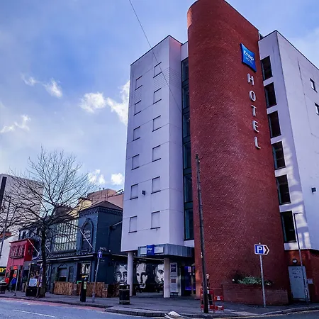 Ibis Budget Belfast City Centre-3