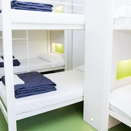 Sant Jordi Hostels Gracia-3