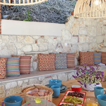 The Beach House - Apartments & Studios (Adults Only)-3