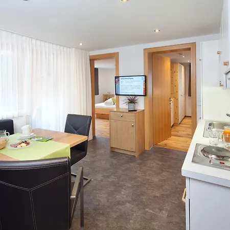 Aparthotel Brunnenhof-2