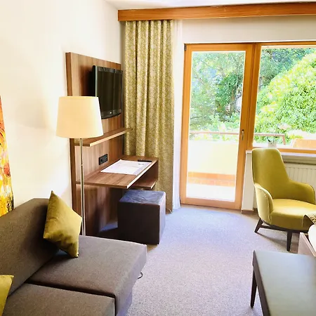 Hotel Weingut Dehren-3