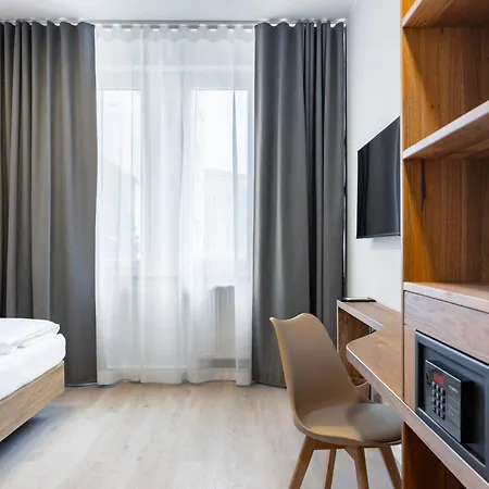 Hotel Columbia Berlin Am Platz Der Luftbruecke-2