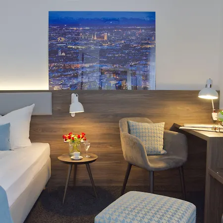 Lizz Hotel Munich-2