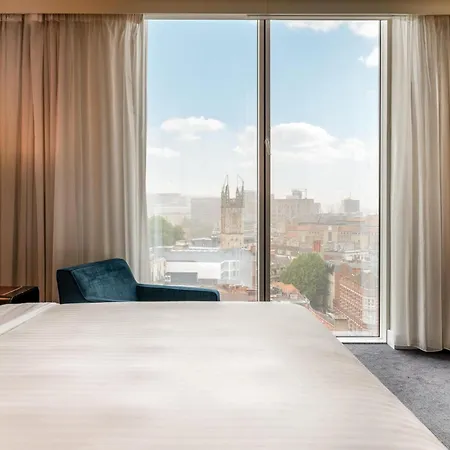 Radisson Blu Hotel, Bristol-2
