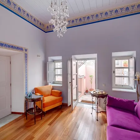 Villa Selena - 1830S Art-House Suites In Vaporia, 50M From Asteria Beach-3