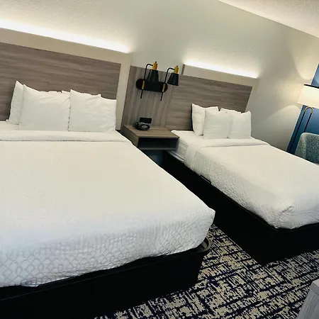 Best Western Plus Omaha Airport Inn-3