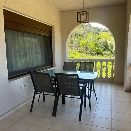 The Beach House - Apartments & Studios (Adults Only)-2