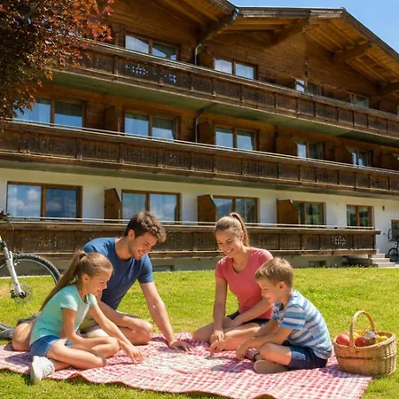 First Mountain Hotel Zillertal-3