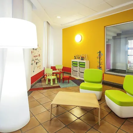 Ibis Styles Napoli Garibaldi-2