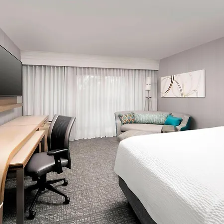 Courtyard By Marriott Portland Hillsboro-3