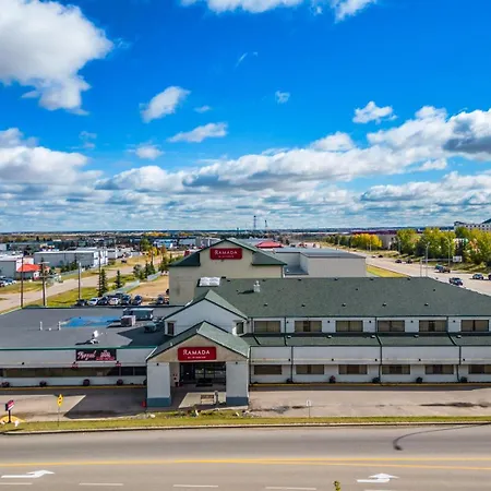 Ramada By Wyndham Nisku Edmonton Airport-3