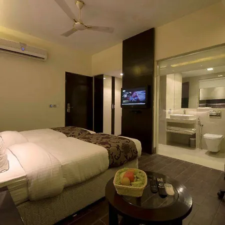 Good Times Hotel-3