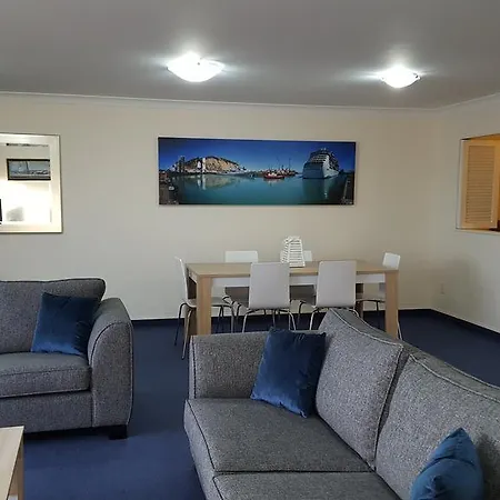Breakwater Apartments-2