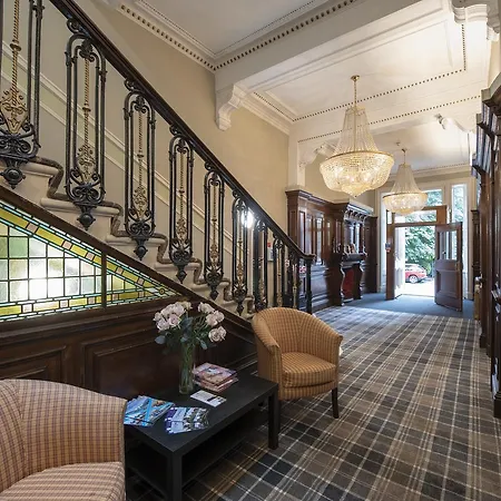 Grosvenor Suites-2