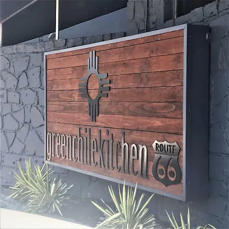 Guest Inn-2