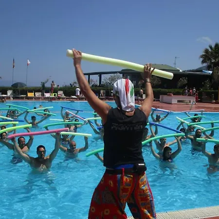 Villaggio Hotel Club Calanovellamare-2