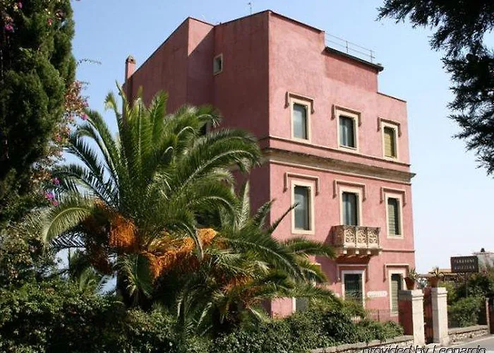 Hotel "La Pensione Svizzera" Taormina