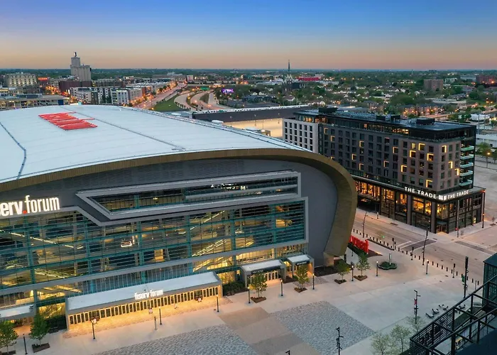 The Trade, Autograph Collection Hotel Milwaukee