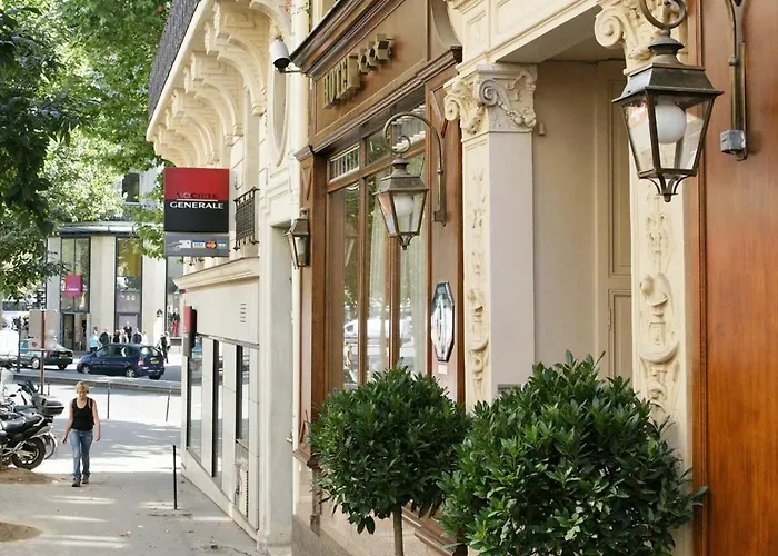 Hotel Meslay Republique Parigi