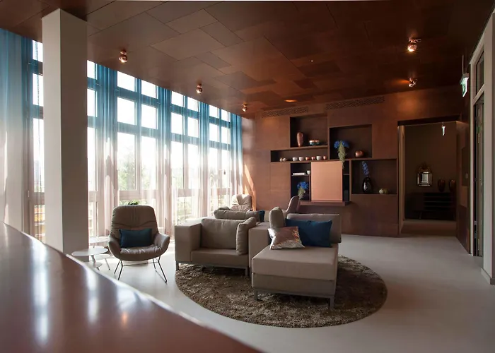 Ema House Hotel Suites