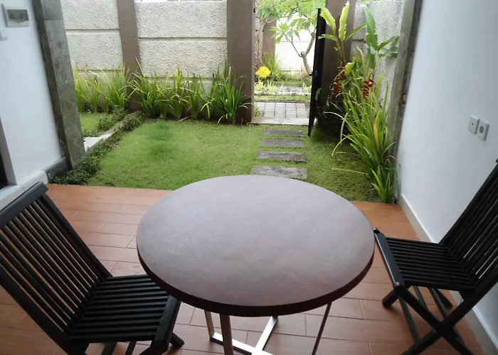 Arya Residence