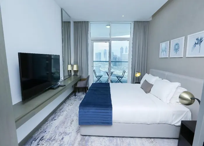Damac Maison Prive Deluxe Studio With Water Canal View