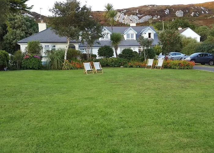 Hillside Lodge B&B