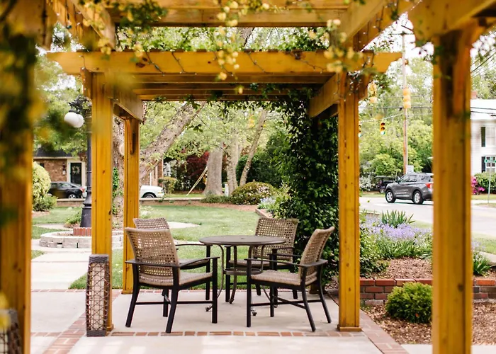 The Edenton Collection-The Granville Queen Inn