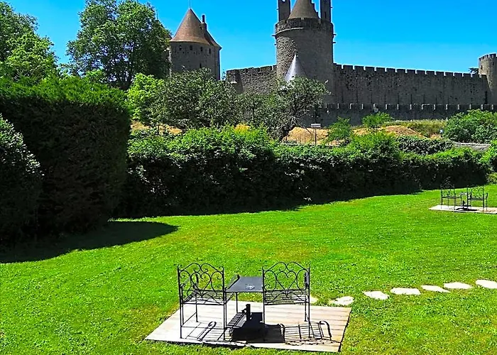 Good Knight Hotel Carcassonne