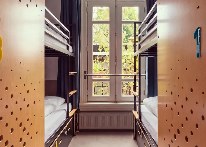 Stayokay Hostel Amsterdam Vondelpark