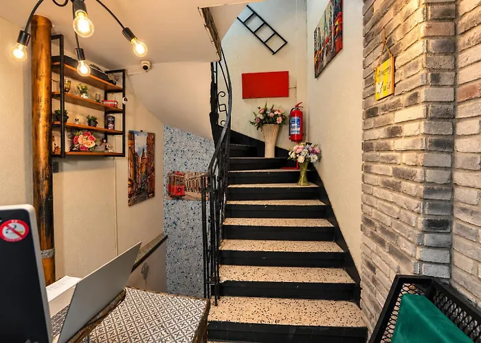 Taksim Yazici Residence