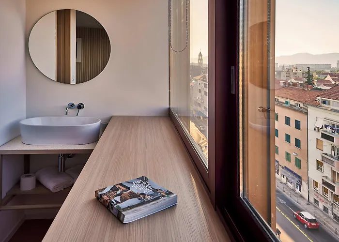 Horizon Luxury Suites & Design Rooms