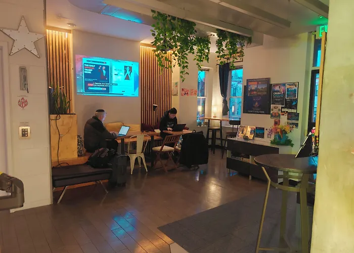U Street Capsule Hostel