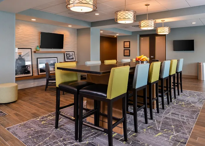 Hampton Inn By Hilton Omaha Airport, Ia Carter Lake
