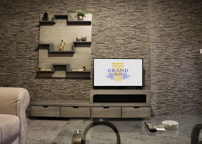 Grand Suites Hotel