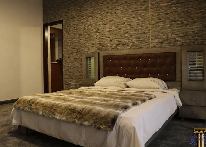 Grand Suites Hotel