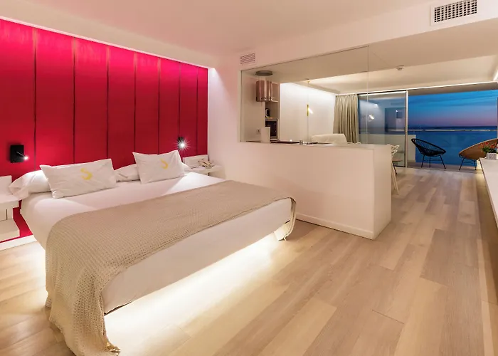 Sud Ibiza Suites